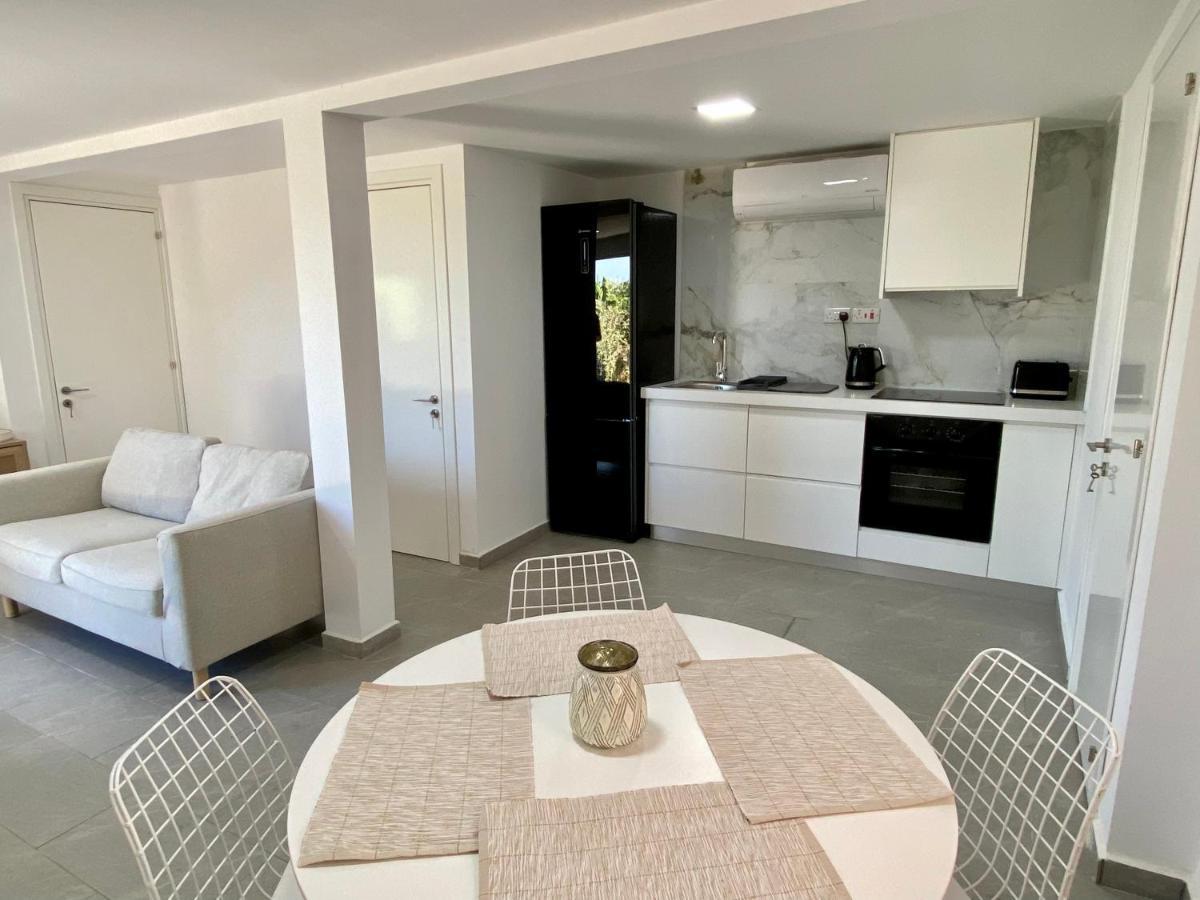 Ammos Luxury Suits And Residences Peyia Dış mekan fotoğraf