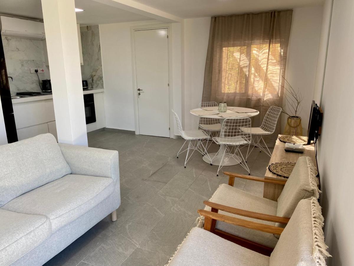 Ammos Luxury Suits And Residences Peyia Dış mekan fotoğraf