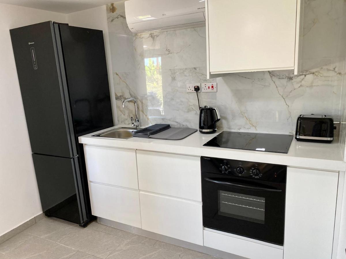Ammos Luxury Suits And Residences Peyia Dış mekan fotoğraf